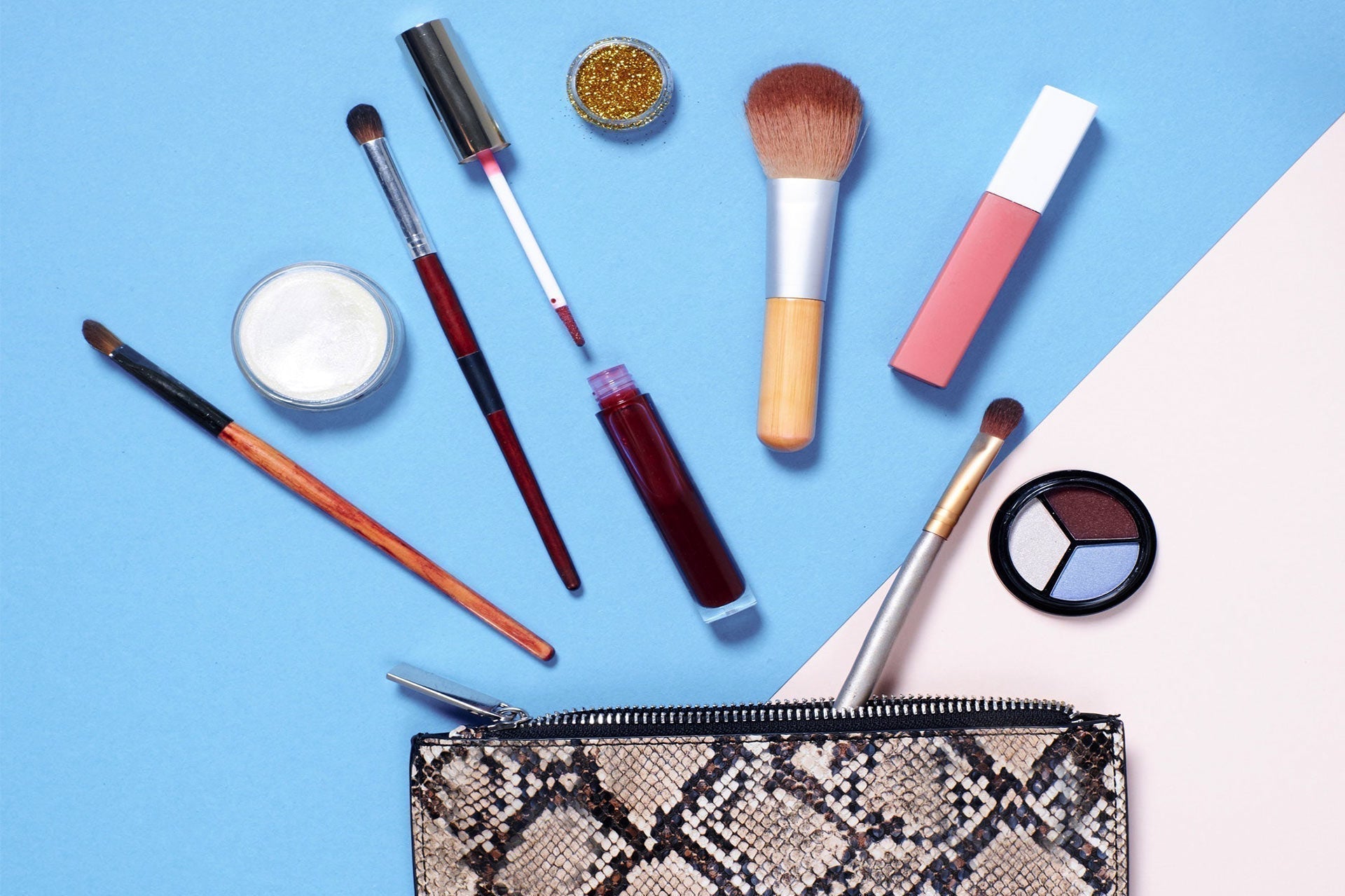 Beauty in a Box: the growth of the online cosmetic industry