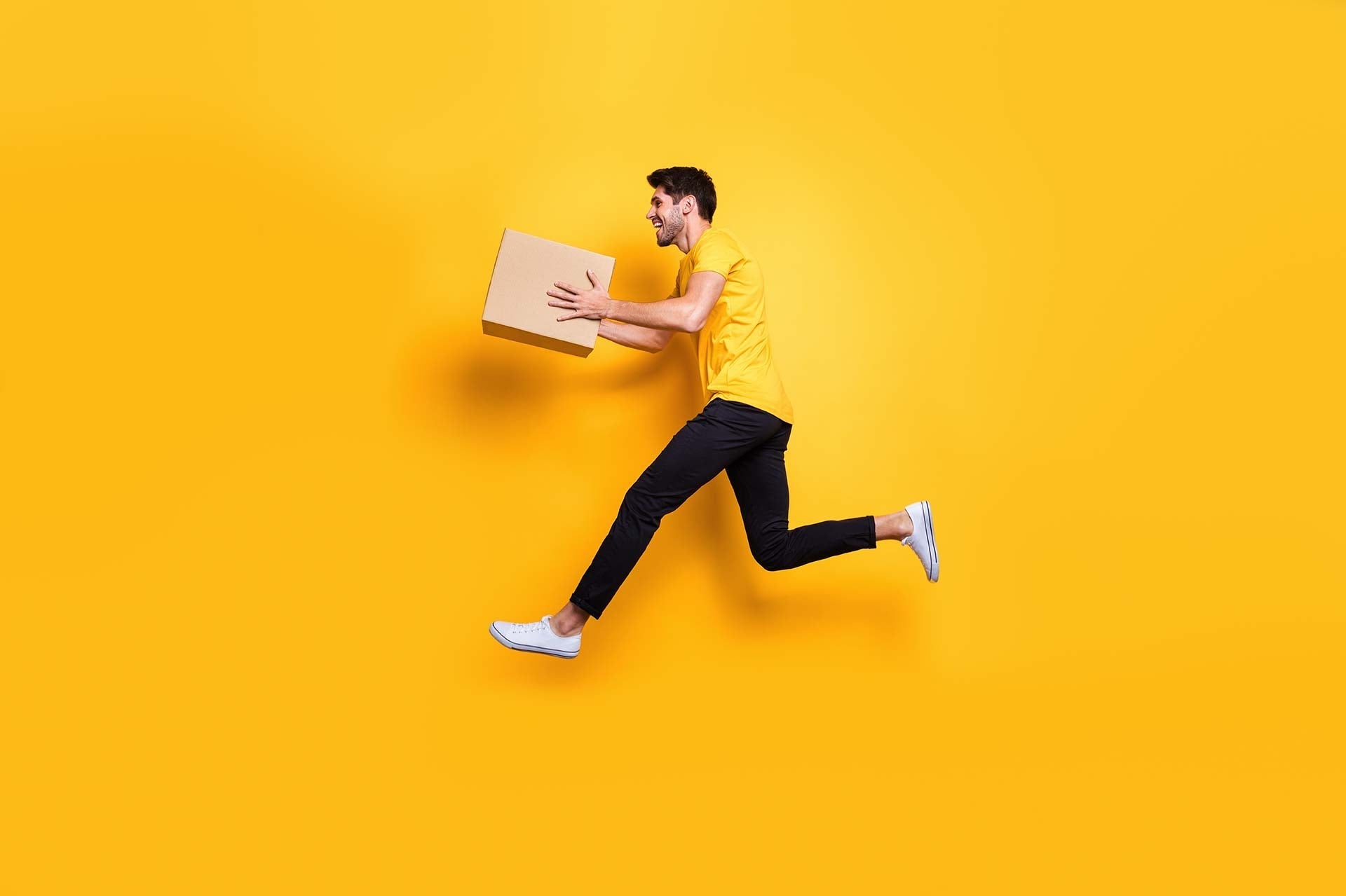 8 Creative & Useful Upcycling Ideas for Cardboard Boxes