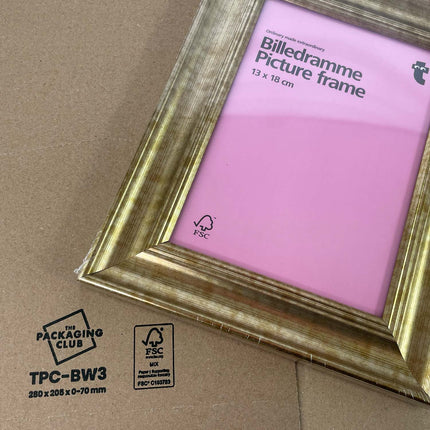 Close up of the TPC-BW3 Book Wraps with a 13cm x 18cm picture frame